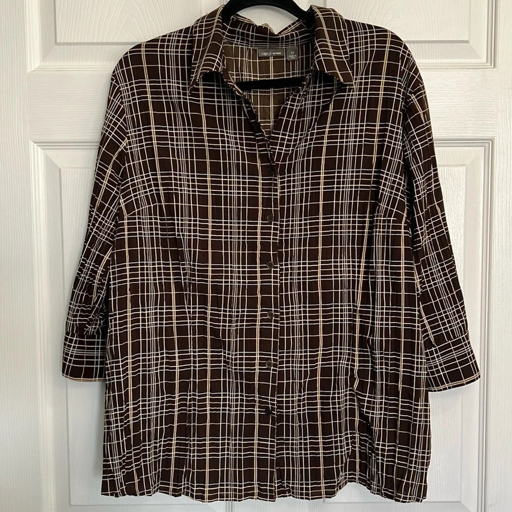 Apt. 9 Woman brown striped top - 3/4 sleeves. 1x. Preloved